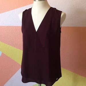 Theory Silk Shell top in Plum
